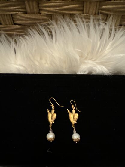 14k Gold Heart and Pearl Earrings